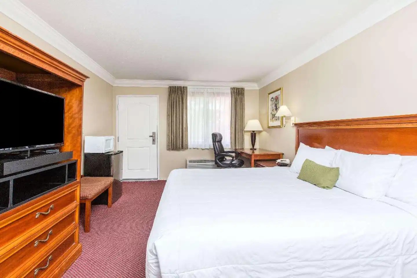 Days Inn by Wyndham Near City Of Hope Wohnbeispiel