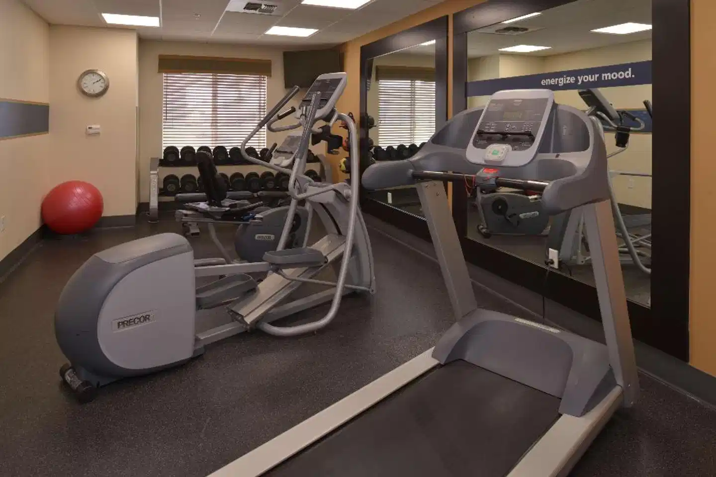 Hampton Inn & Suites Bakersfield North-Airport Sport und Entertainment