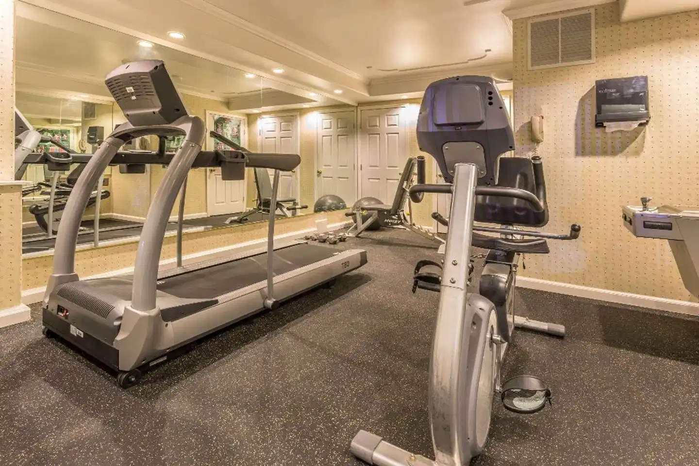 Ramada Mountain View Sport und Entertainment