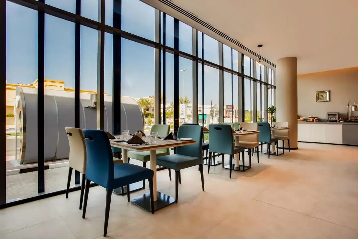 Lemon Tree Hotel, Dubai Restaurant
