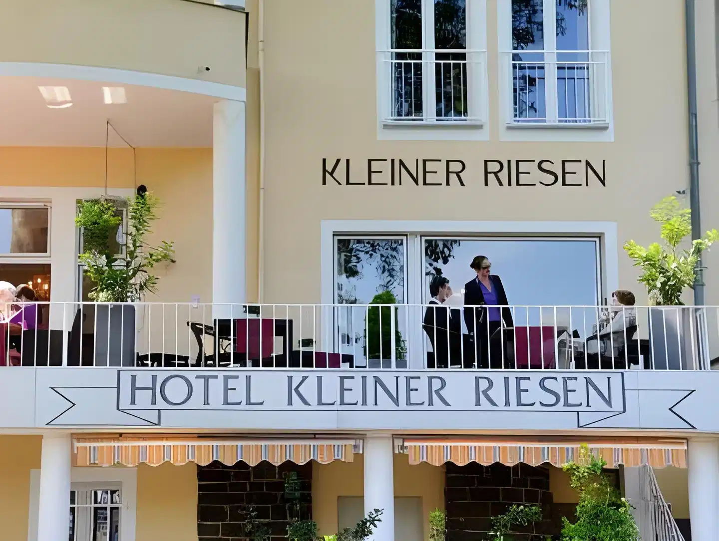 Kleiner Riesen Lobby