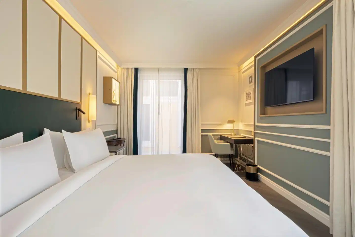 The Emerald House Lisbon, Curio Collection by Hilton Wohnbeispiel