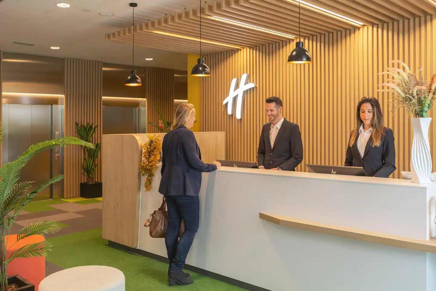 Holiday Inn Barcelona - Sant Cugat Lobby