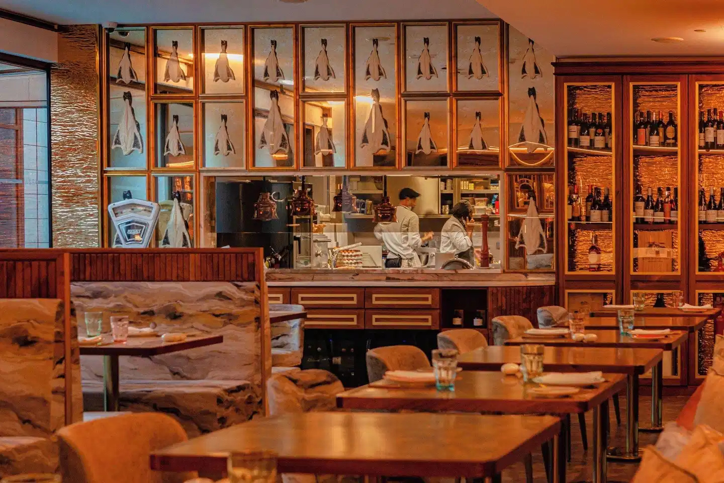 Wine & Books Lisboa Hotel Restaurant