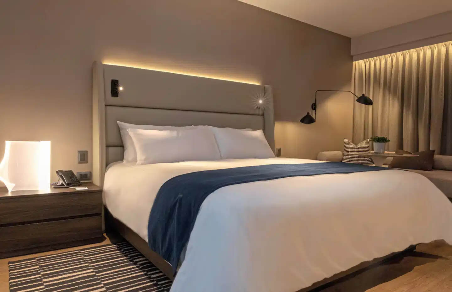 Wyndham Grand Costa Del Sol Lima Airport Wohnbeispiel