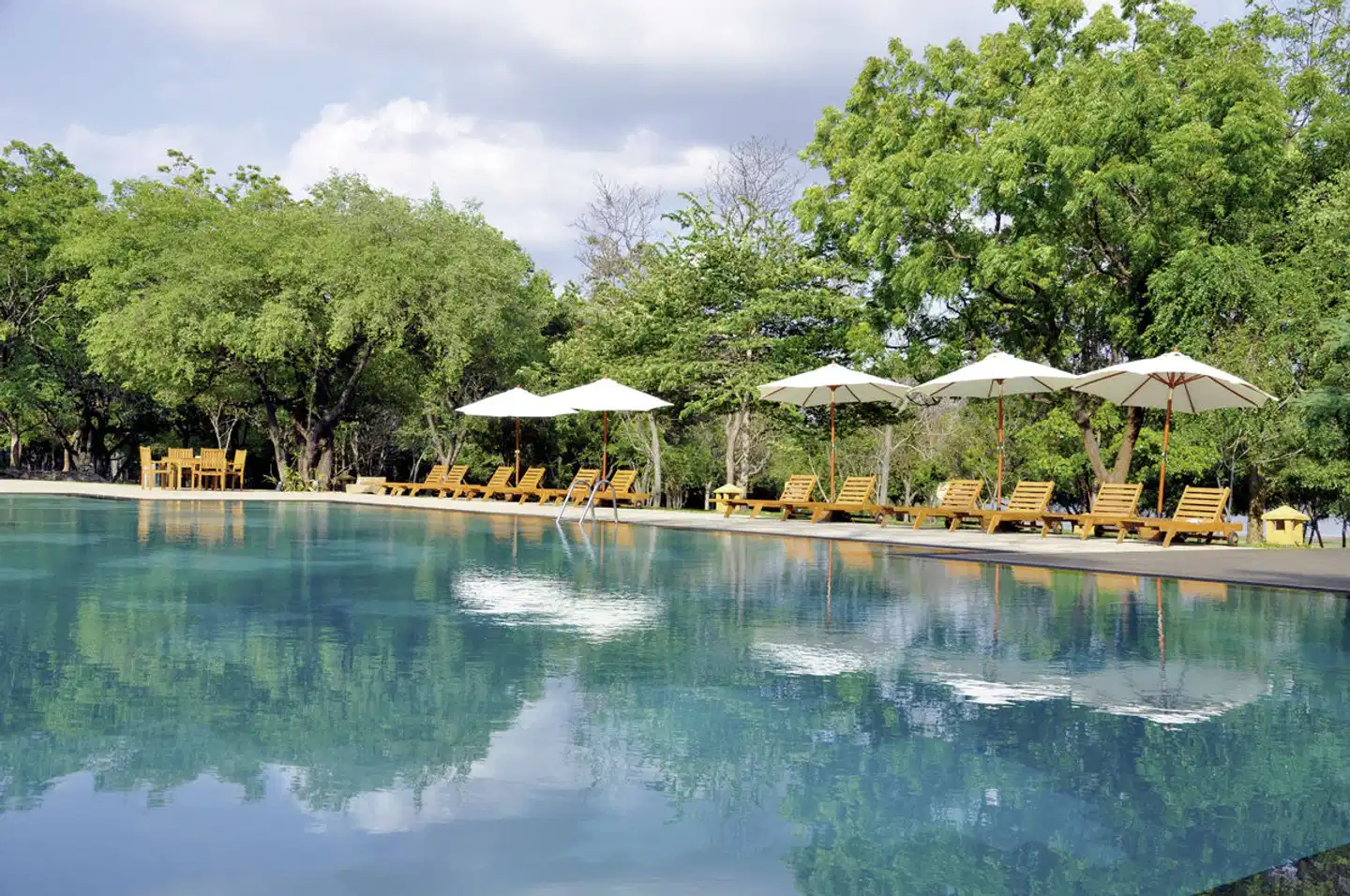 Amaya Lake Pool