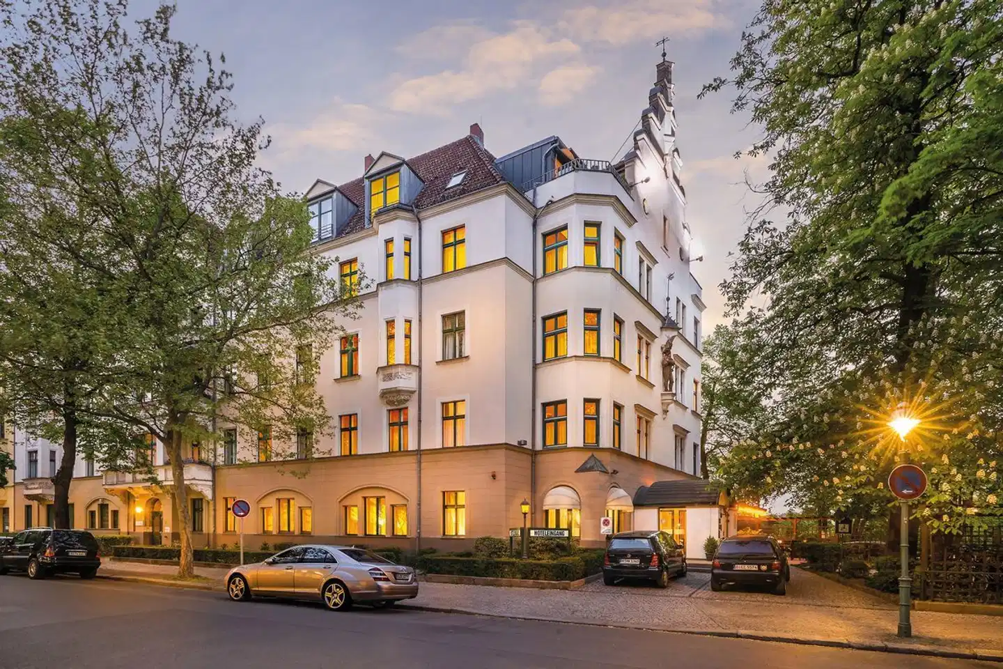 Novum Hotel Kronprinz Berlin Aussenansicht