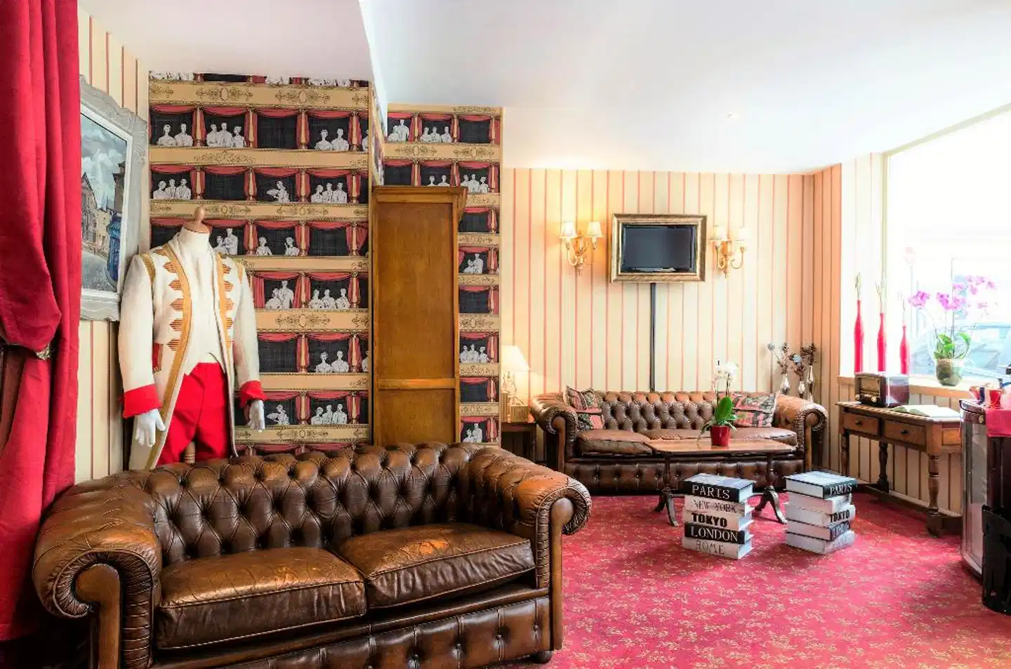 Hôtel du Théâtre Wohnbeispiel