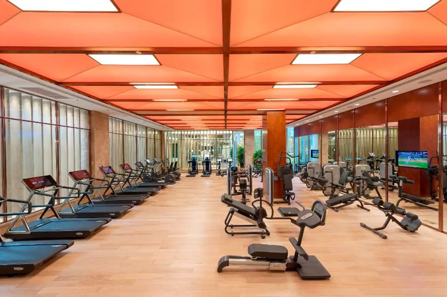 Mandarin Oriental Pudong, Shanghai Sport und Entertainment