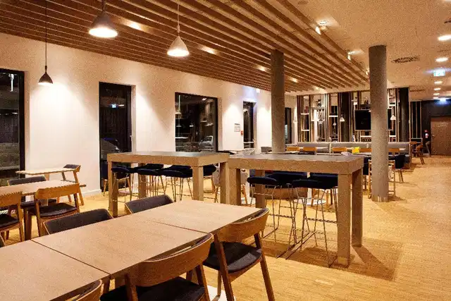 Holiday Inn Express Trier Bar