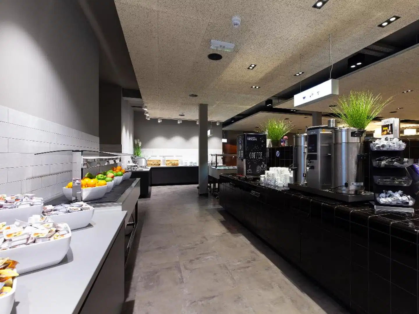 a&o Frankfurt Ostend Lobby