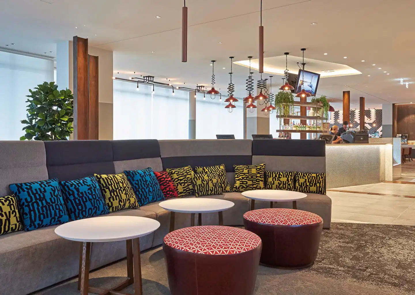Holiday Inn Express Newcastle Lobby
