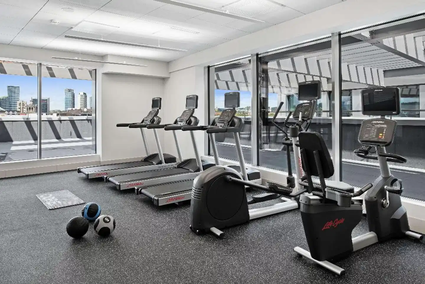 Hilton Garden Inn Vilnius City Centre Sport und Entertainment