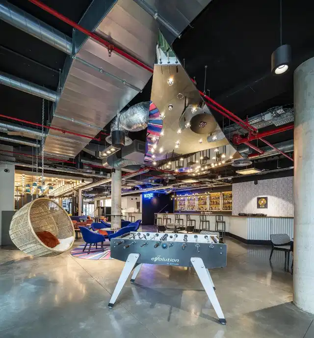 Aloft Brussels Schuman Sport und Entertainment