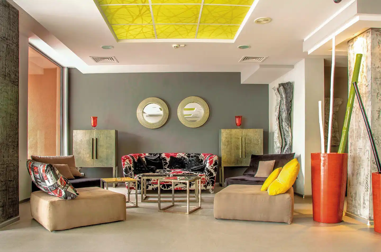 Gladiola Star Lobby