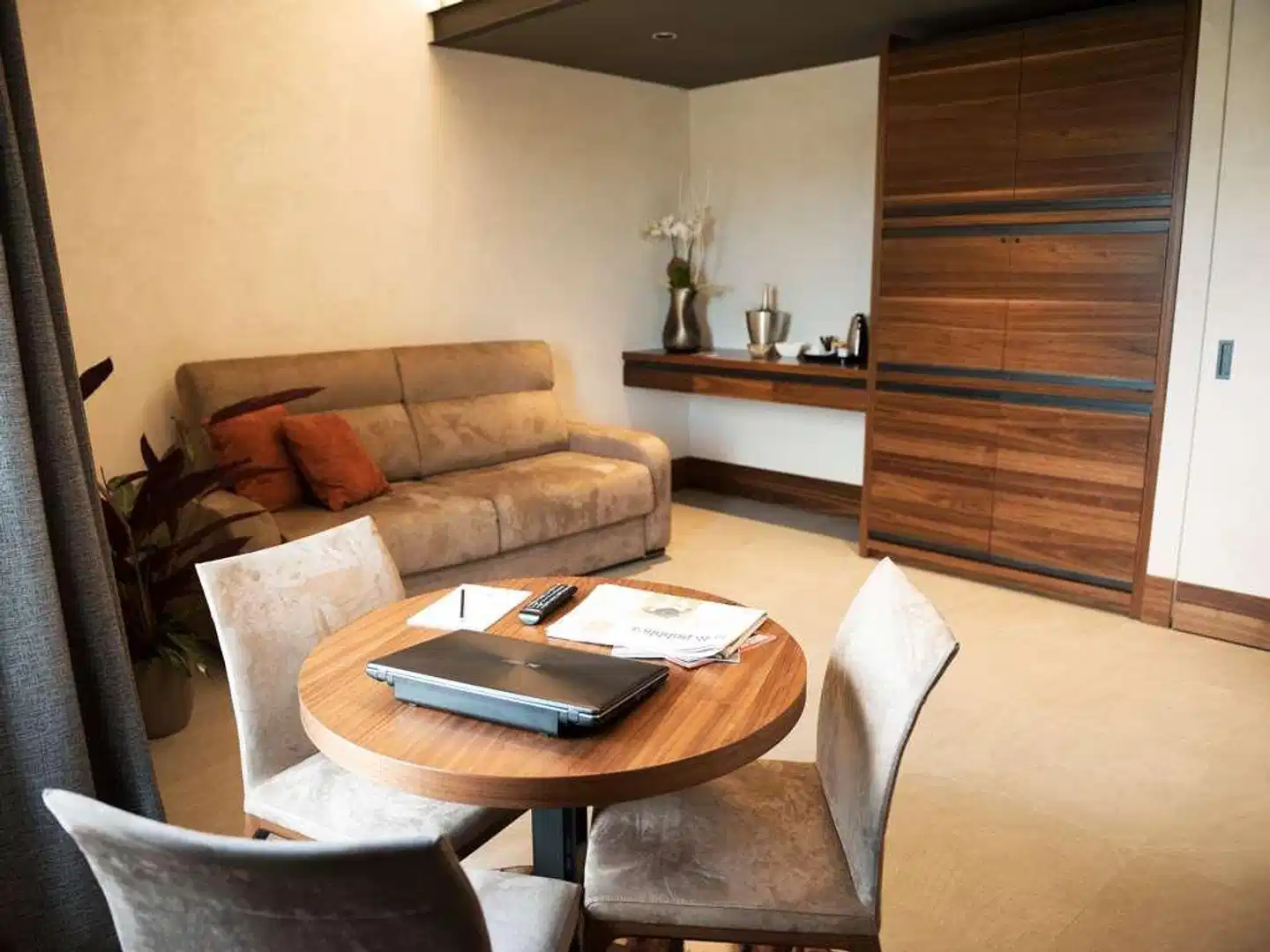 Gasometer Urban Suites Lobby