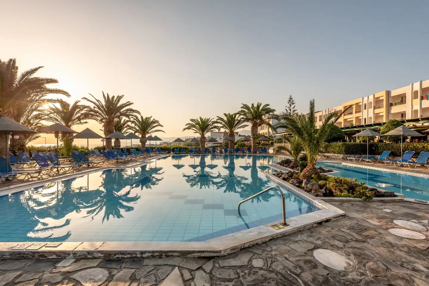 Mediterraneo Pool
