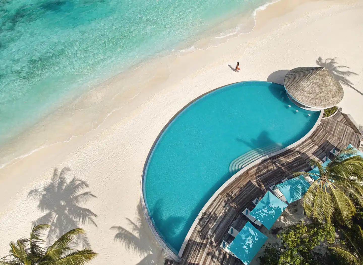 Nova Maldives Pool