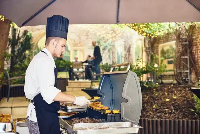 Le Châtelain Terrasse