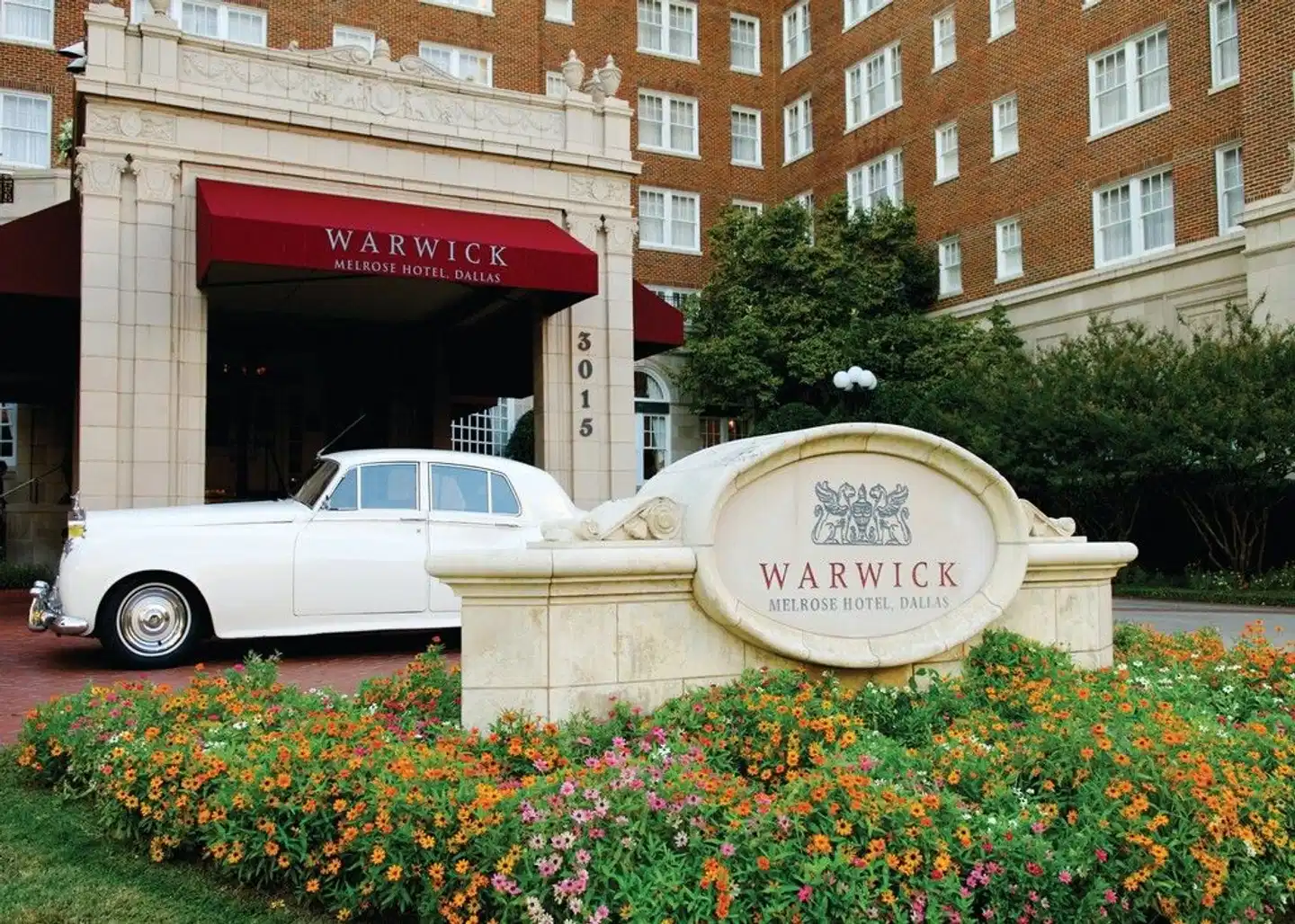 Warwick Melrose Hotel Aussenansicht