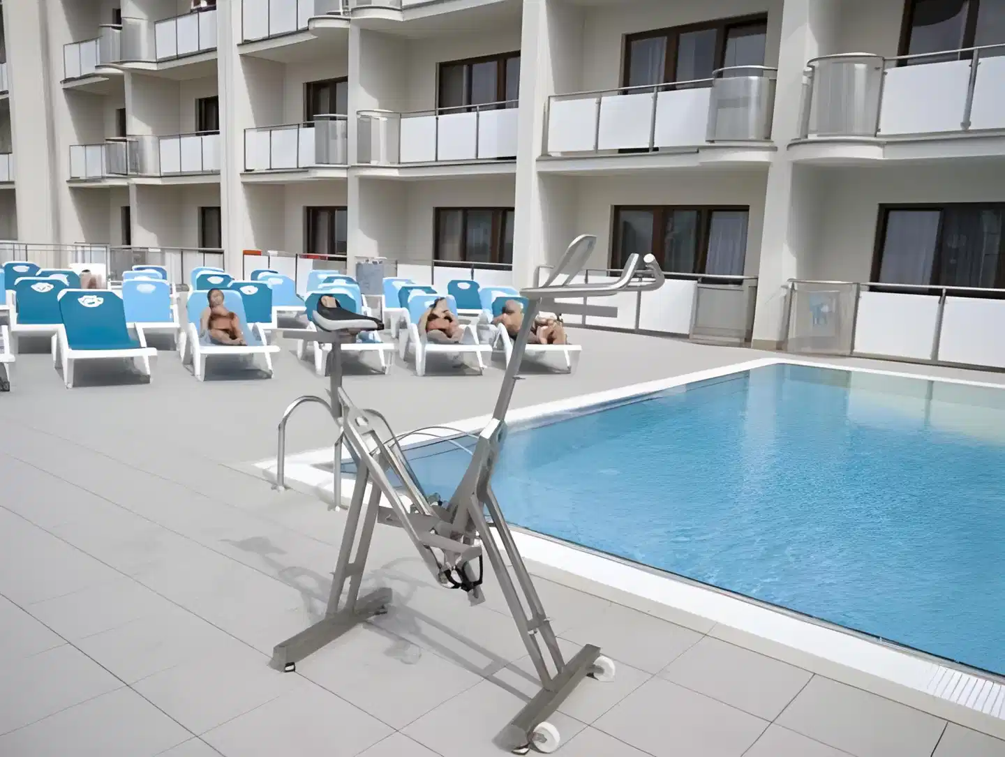 Arka Medical Spa Pool