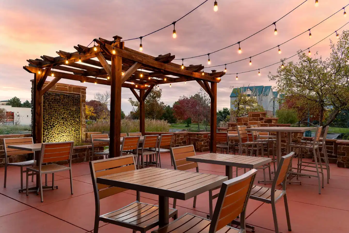 Hilton Garden Inn Denver Airport Terrasse