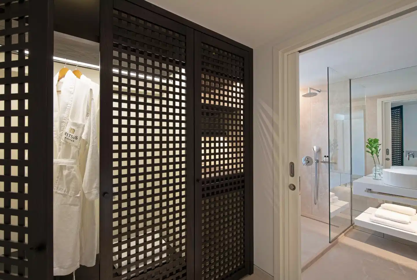 Mitsis Selection Rinela BATHROOM