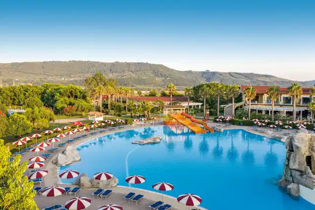 Falkensteiner Club Funimation Garden Calabria Pool