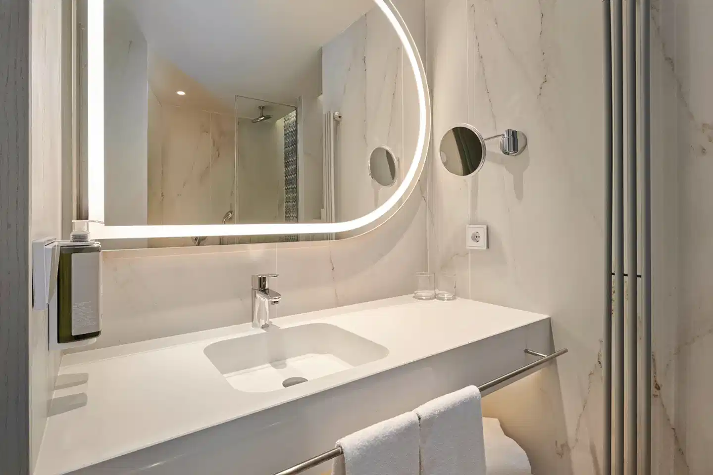 Hipotels Flamenco Badezimmer