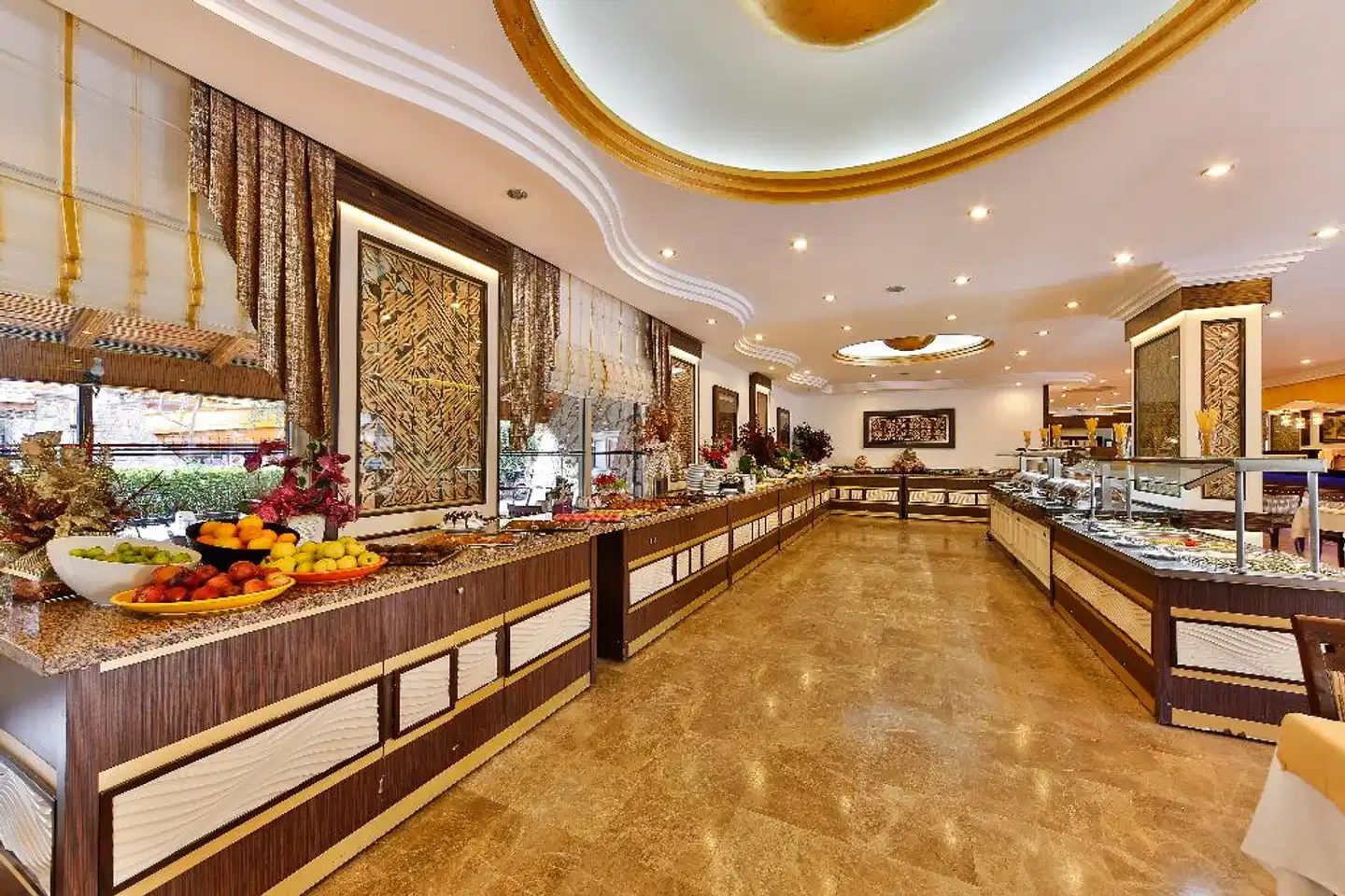 Kleopatra Ada Hotel Bar