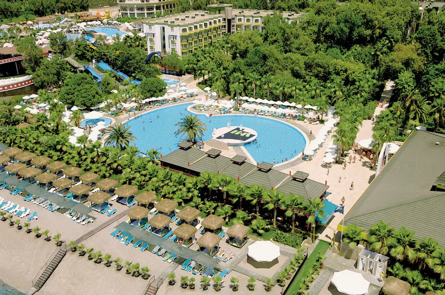 Botanik Hotel & Resort Pool
