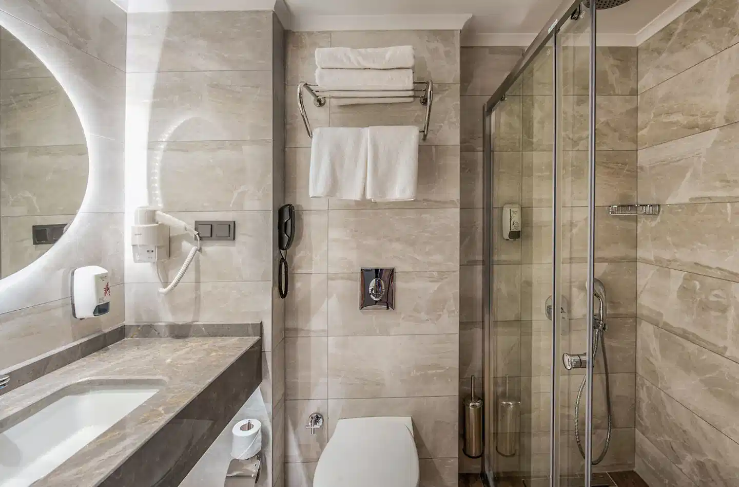 Riviera Zen Hotel Badezimmer