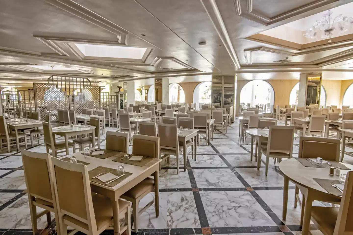 Riadh Palms Restaurant