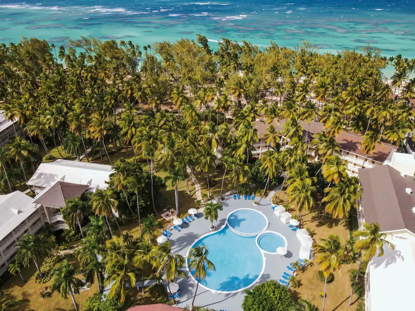 Vista Sol Punta Cana Beach Resort & Spa Pool