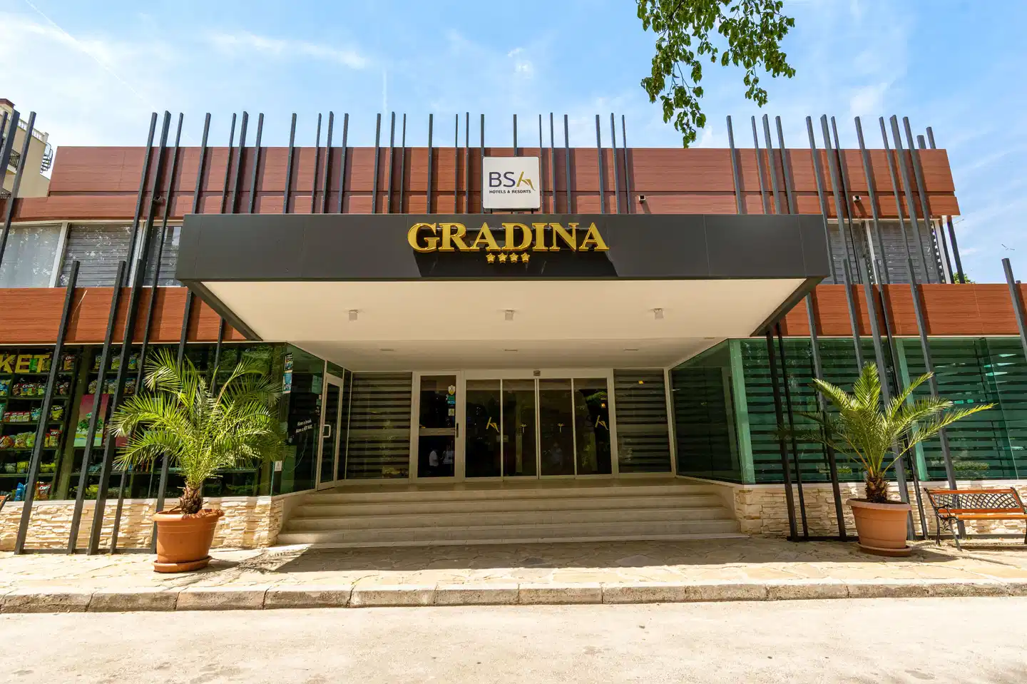 BSA Gradina Hotel Aussenansicht