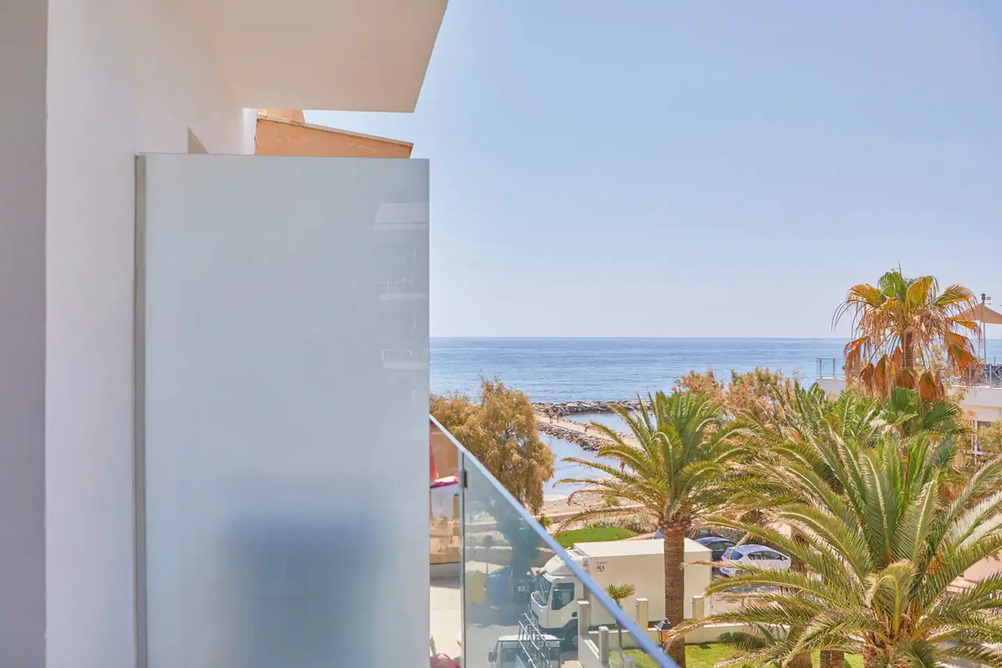 Ilusion Moreyo Strand