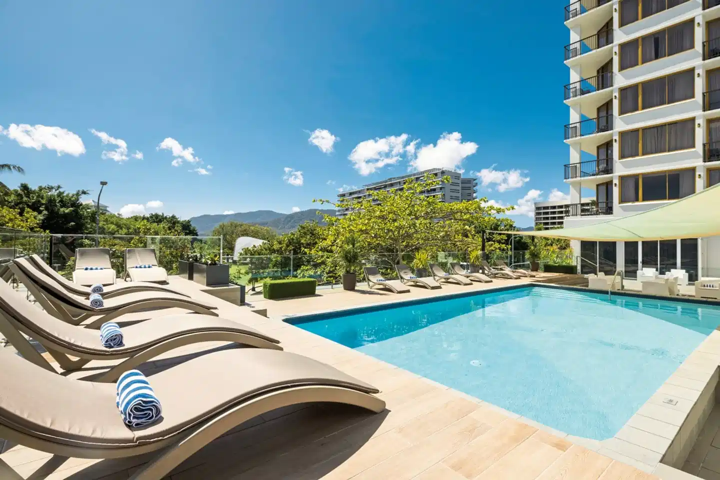 Pacific Hotel Cairns Pool
