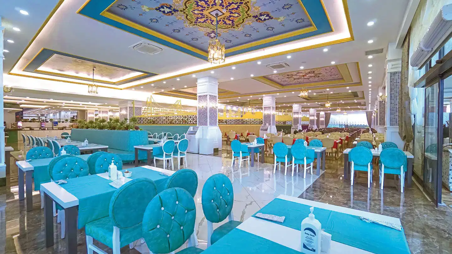 Dream World Palace Restaurant