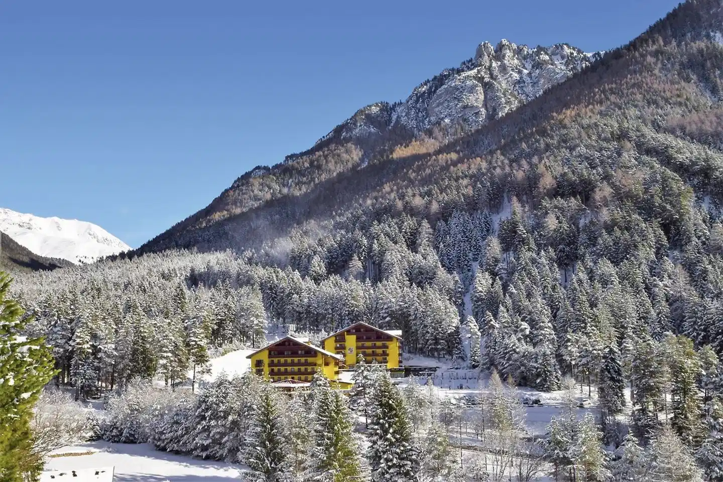 Active, Family & Wellness Hotel Shandranj Terrasse