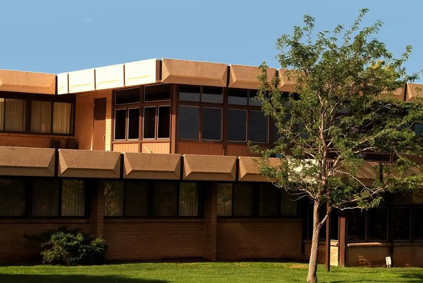 Thunderbird Lodge Aussenansicht