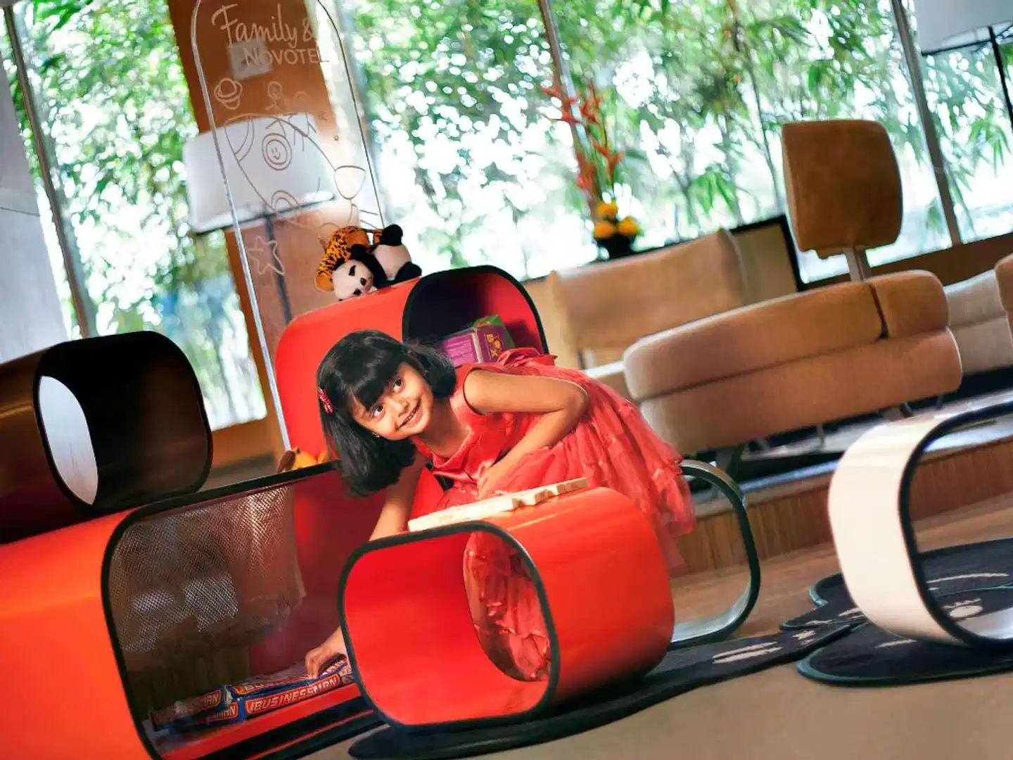 Novotel Mumbai Juhu Beach Hotel Personen