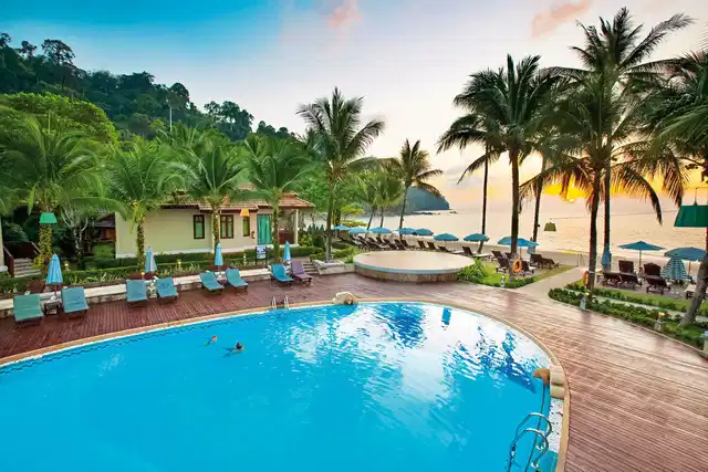 Khao Lak Bayfront Resort Pool