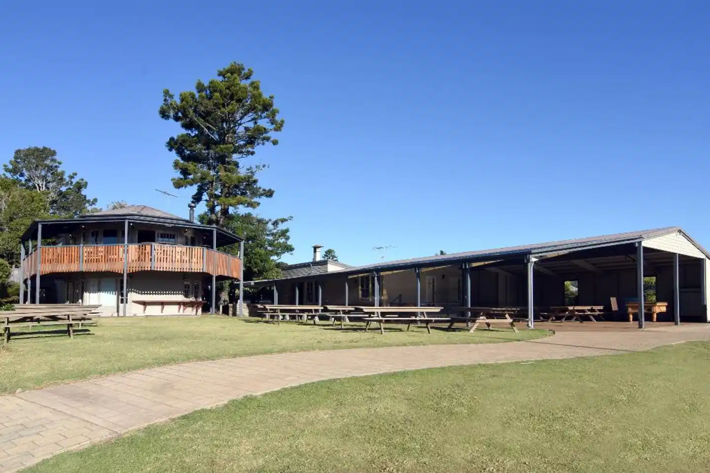 O'Reilly's Rainforest Retreat Aussenansicht