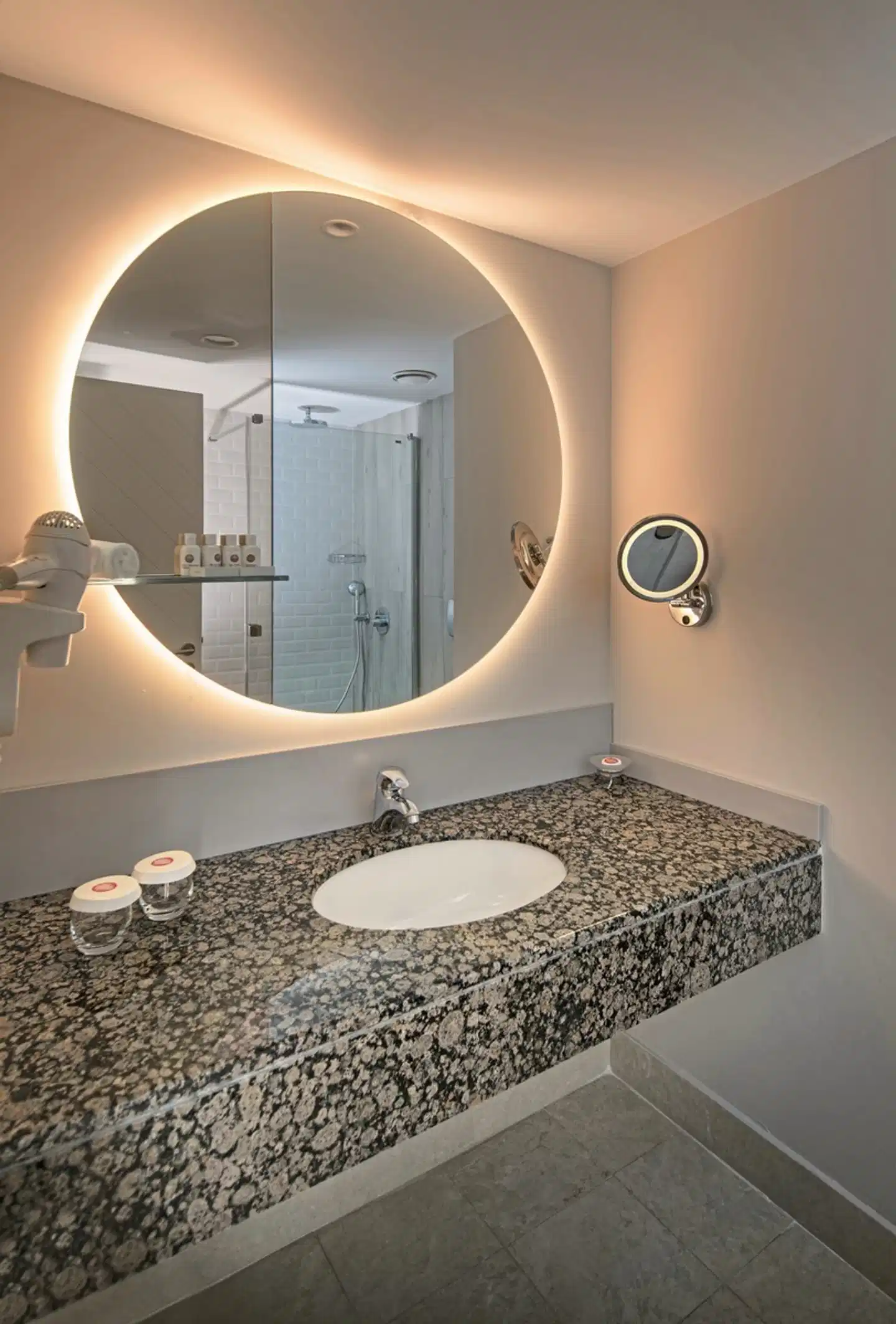 Akra Kemer Badezimmer