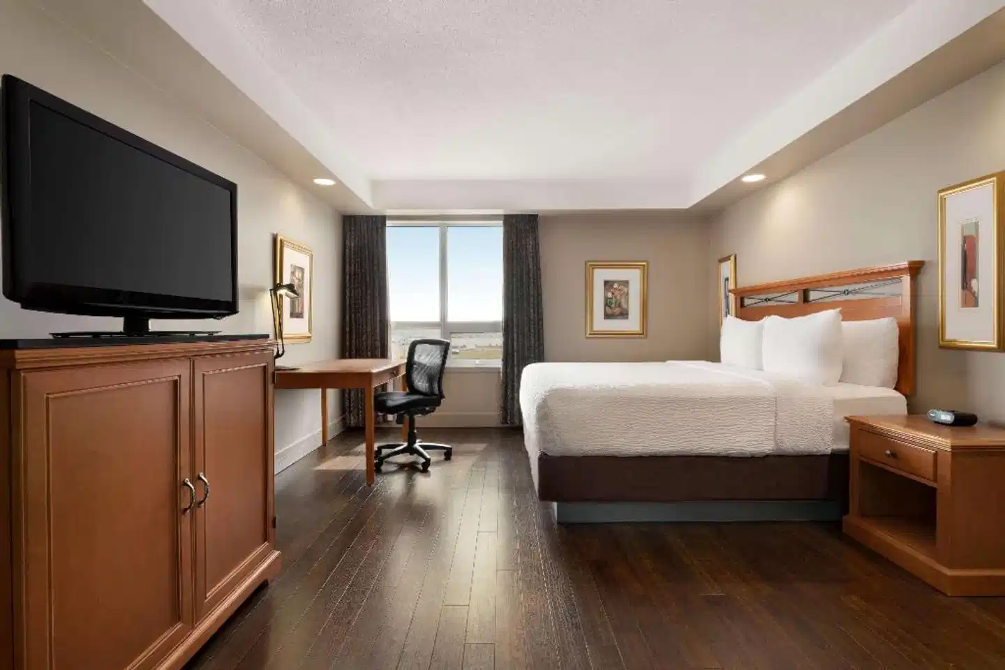 Royal Hotel Calgary, Trademark Collection by Wyndham Wohnbeispiel