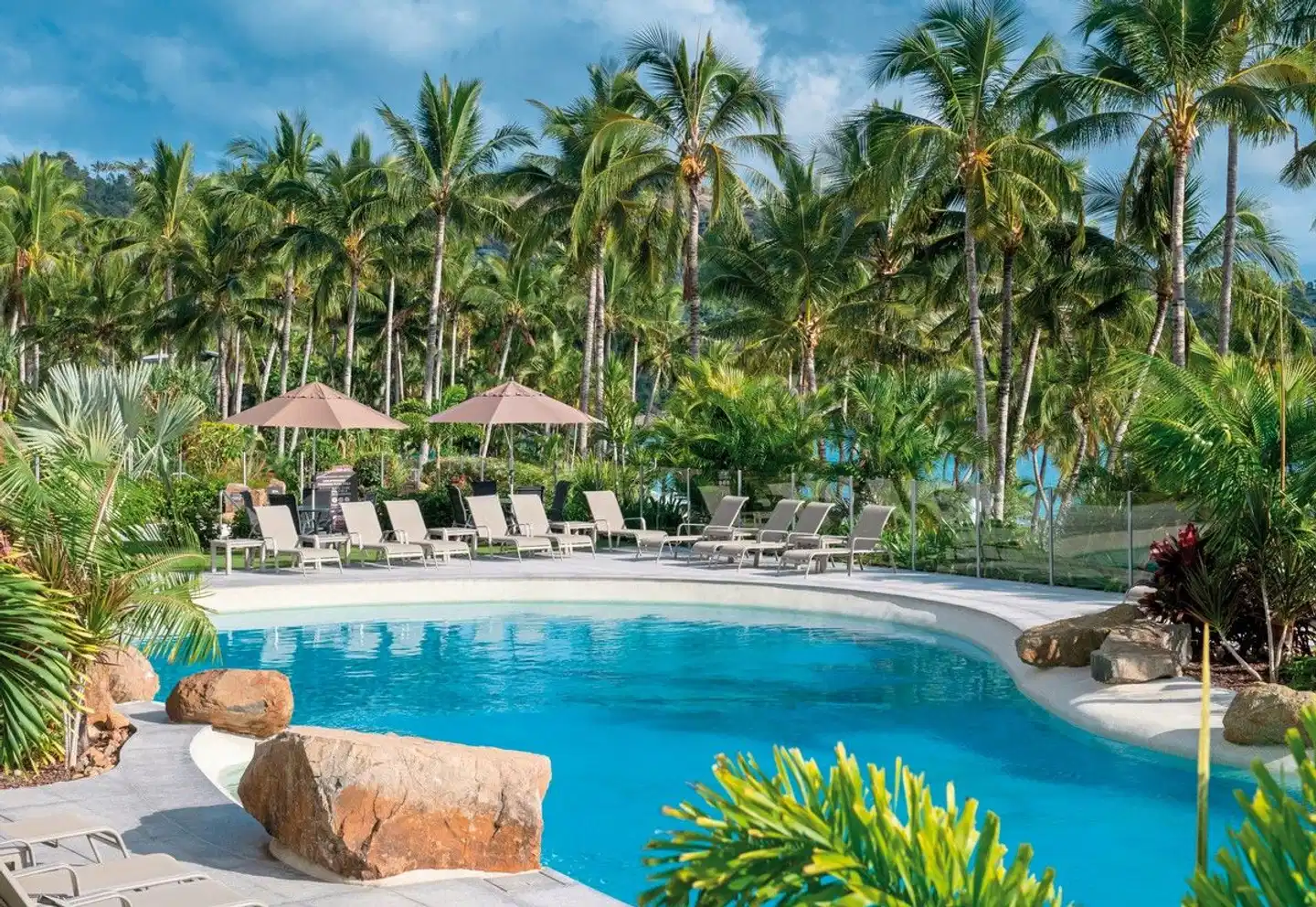 Whitsunday Apartments Hamilton Island Pool