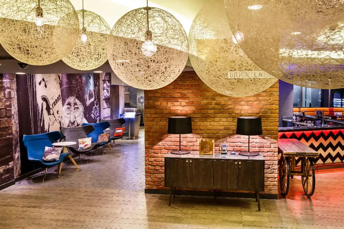 ibis London City - Shoreditch Lobby