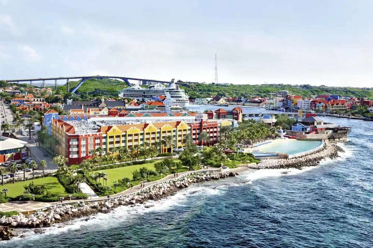 Renaissance Wind Creek Curacao Resort Aussenansicht