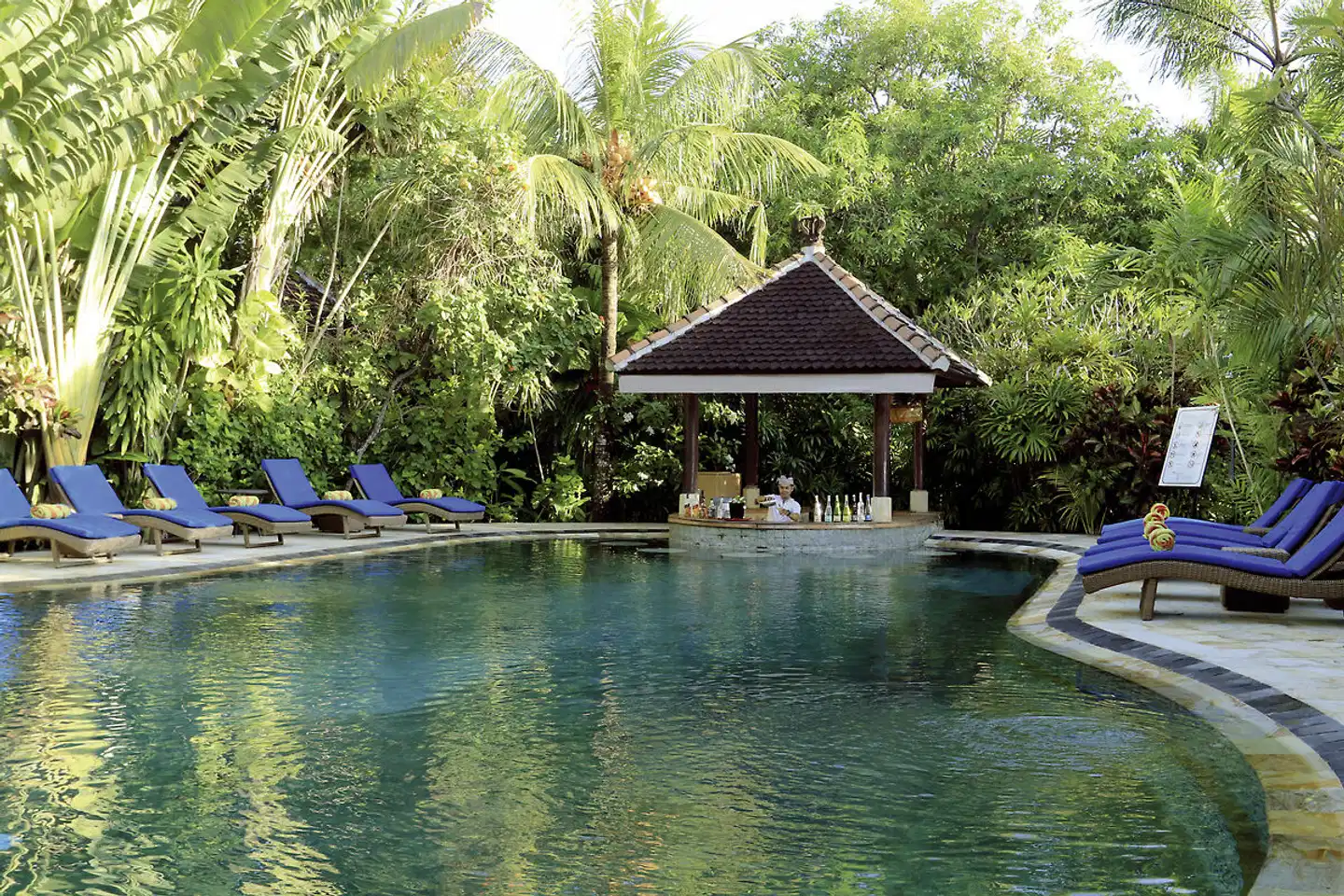 Tonys Villas & Resort Pool