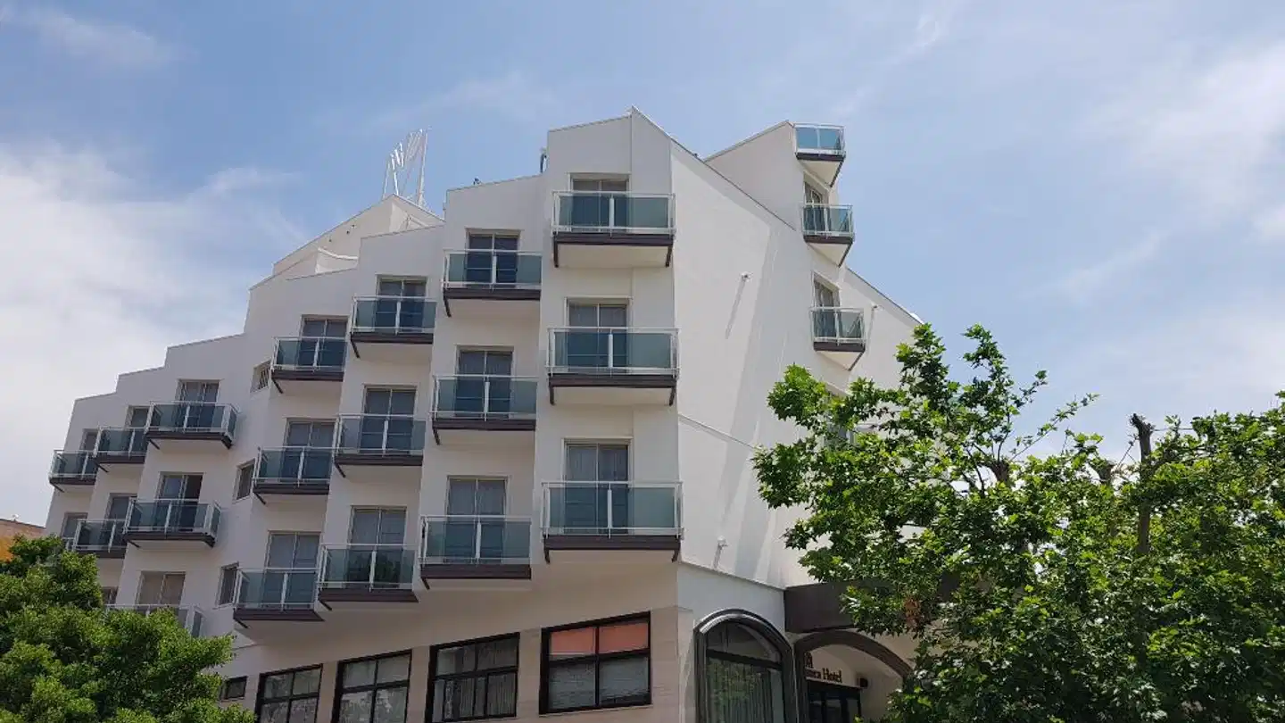 Mediterranea Hotel & Convention Center Aussenansicht